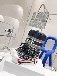 Новинка Осень-зима 2021 женские ботинки на толстой подошве и бархатной подкладке женские короткие ботинки