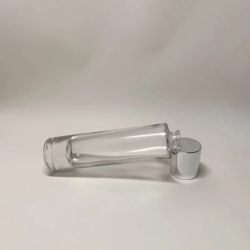 Wholesale Luxury Ladies  30ml Perfume Bottle Cheap Price Slim Glass Bottle Fragrance 100ml Perfume Bottle