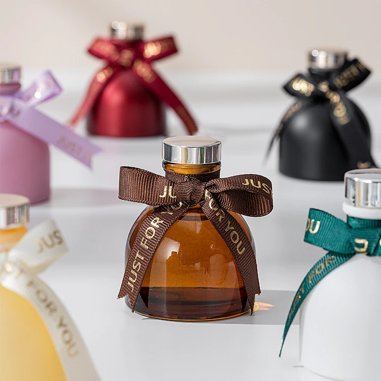 2022 Hotselling long lasting fragrance multiple custom personalized aroma floral reed diffuser