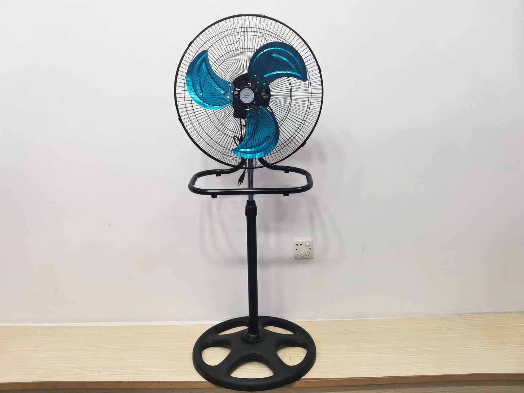 OEM  18 inch industrial fan 3 in 1 electric pedestal big industrial fan manufacturer 3 in 1 industrial fan