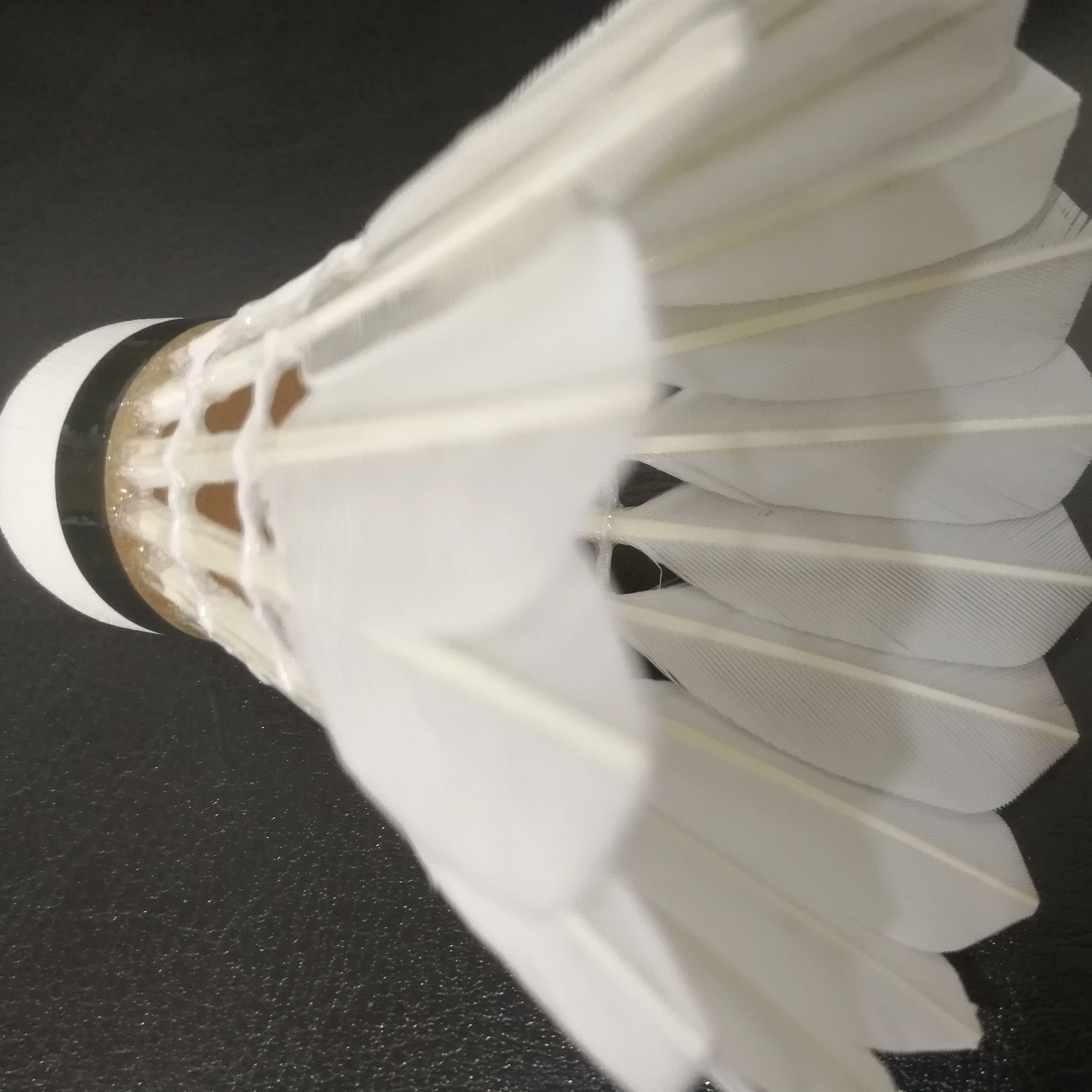 
lingmei shuttlecock badminton similar quality as aeroplane eg1130 