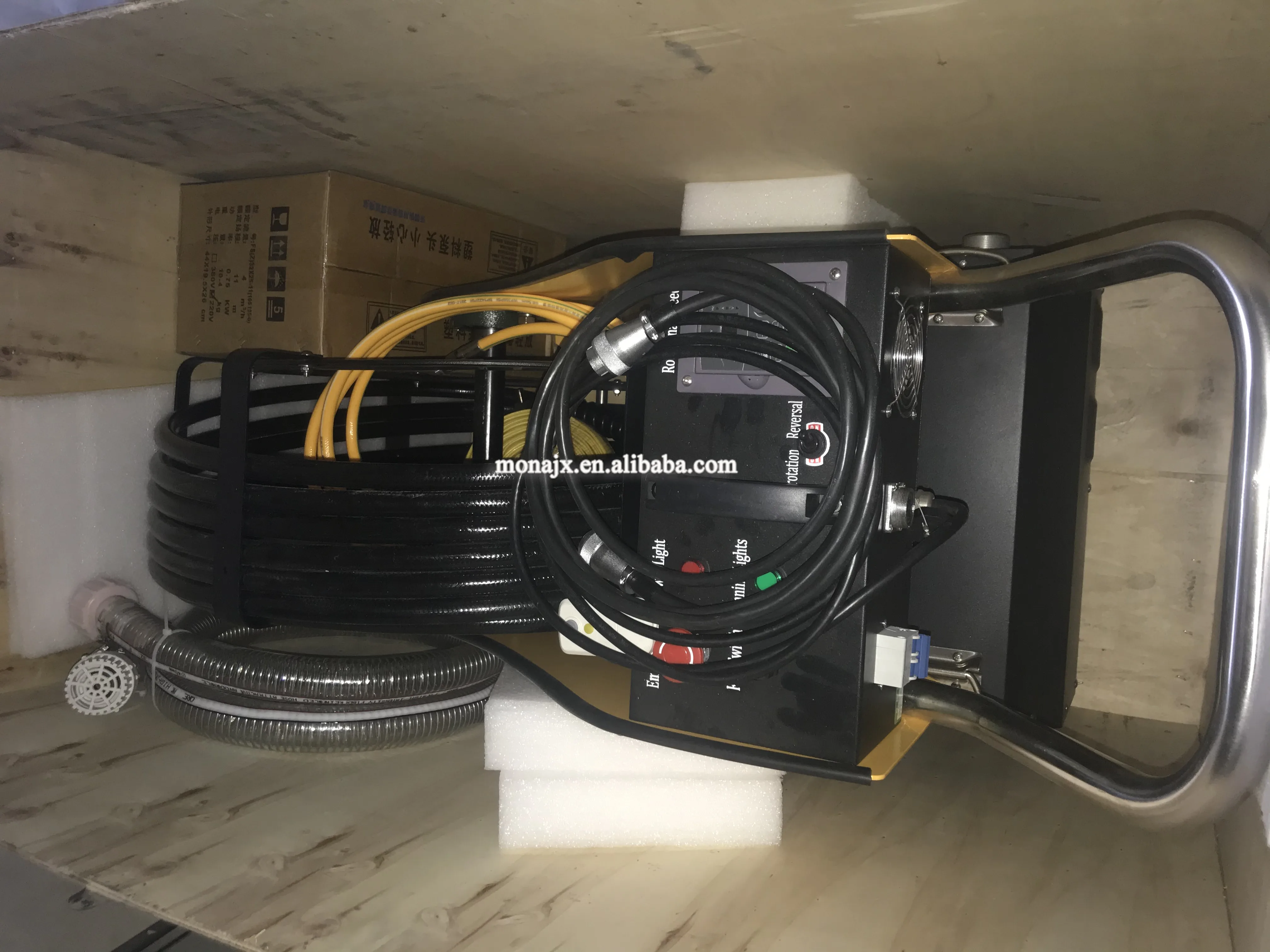 Kitchen grease ventilation air pipe duct cleaning machine equipment