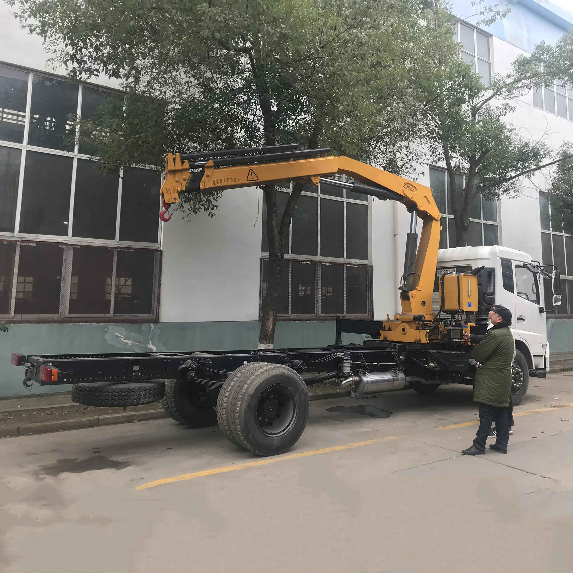 Дешевая цена SQZ132A-3 складной рычаг кран-манипулятор грузовик кран для продажи