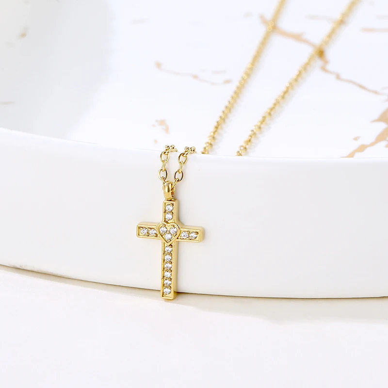 18K Stainless Steel Fine Jewelry Cubic Zircon Mosaic Design Cross Pendant Jewelry Christian Faith Necklace