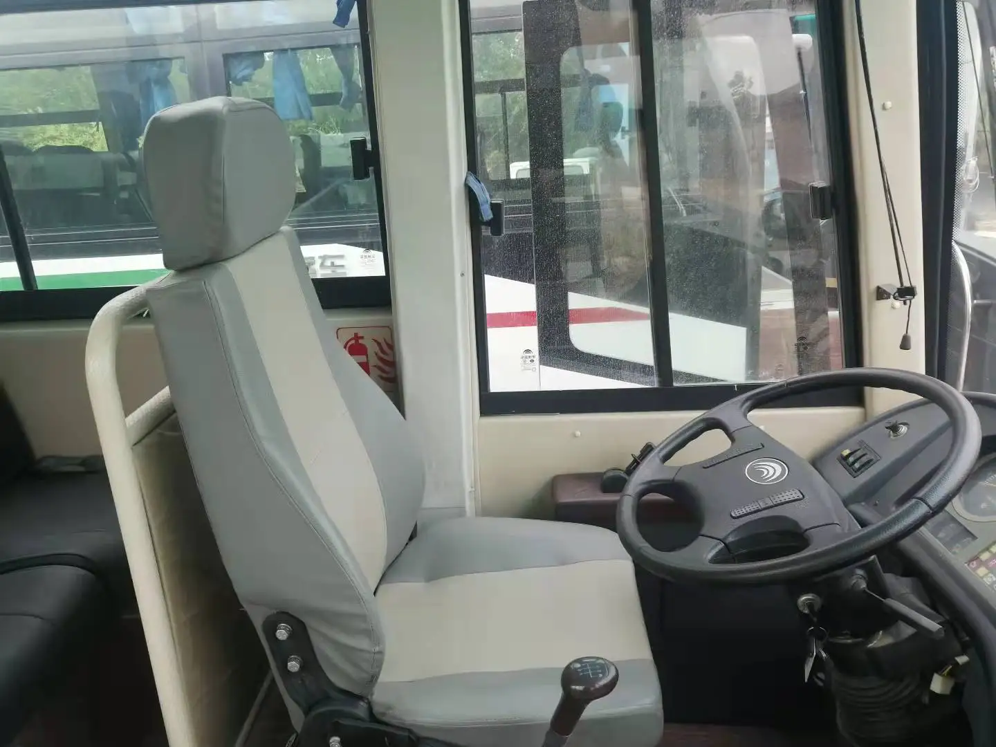 Бесплатная доставка хорошего качества автобус Yu Toong ZK6112D CNG вместимость 24-54 общий вес 16500 кг распродажа