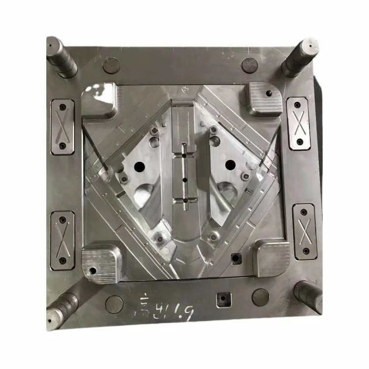 Preform Moulds Custom Injection Used Supplier Mold Vinyl Molding Chin Duct Nail Polish Cap Plastic Mould