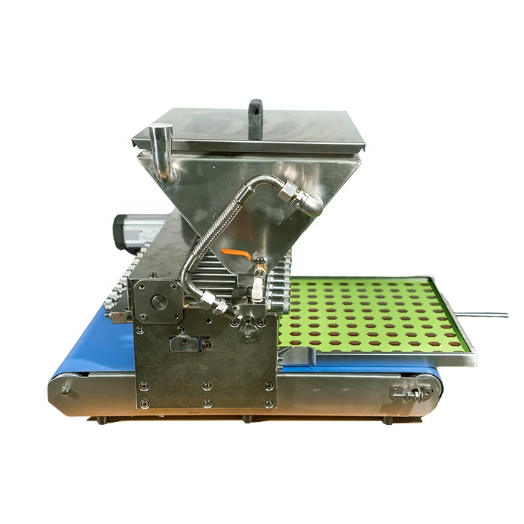 Factory Direct Sales Halal Confectionery Delicious Fruity Flavor Candy Gummy Make Machine