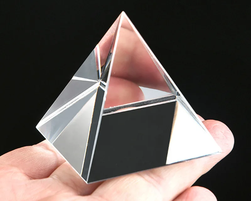 Custom K9 Crystal Pyramid Paperweight 40mm 50mm 60mm Clear Glass Pyramid Paper weight Custom Logo Desktop Ornament