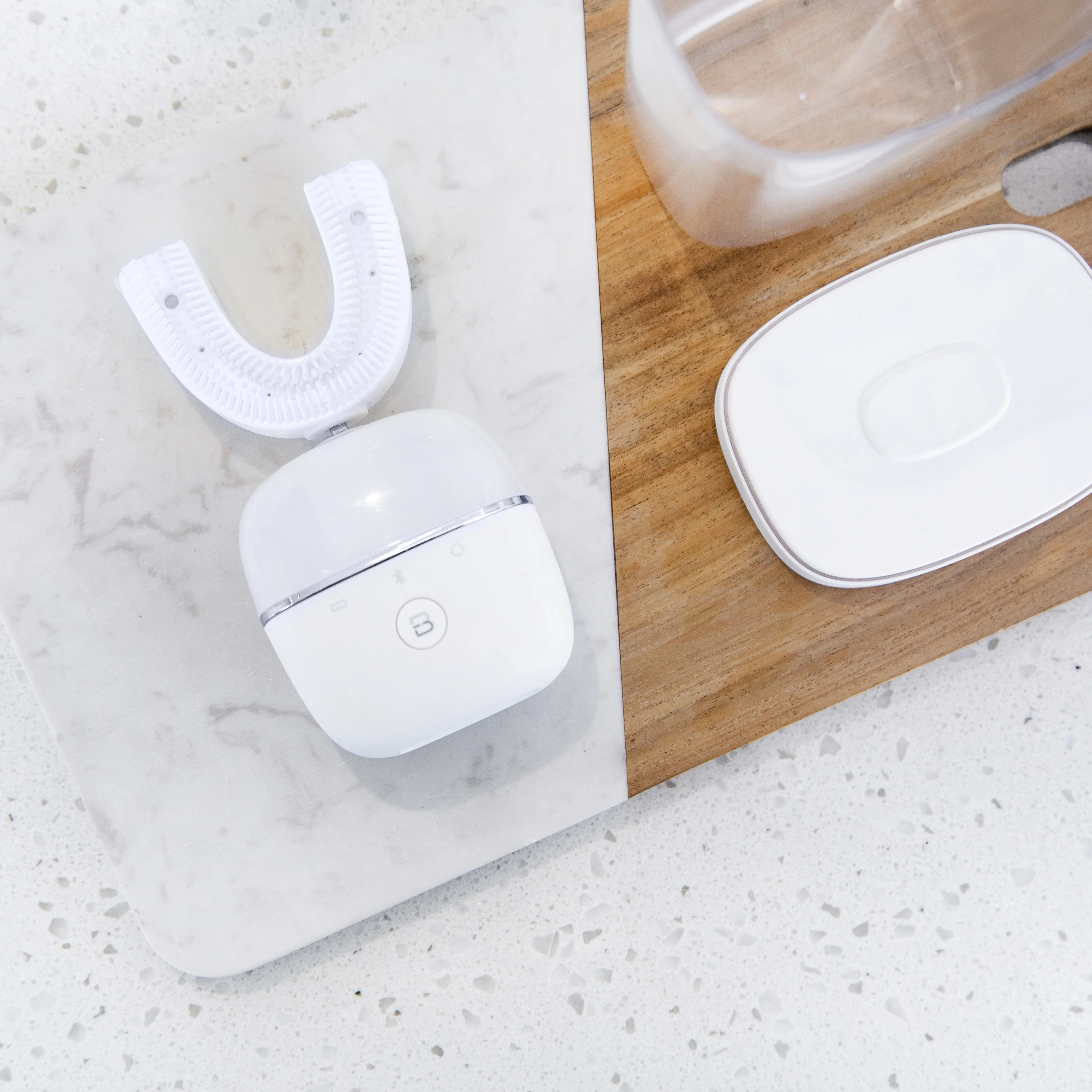 Clean room production mini rechargeable shape cute electric u-shaped toothbrush