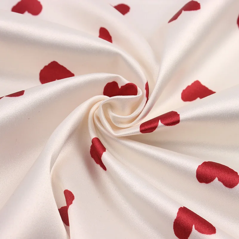 polyester taffeta heart pattern printed fabric for sleep clothing