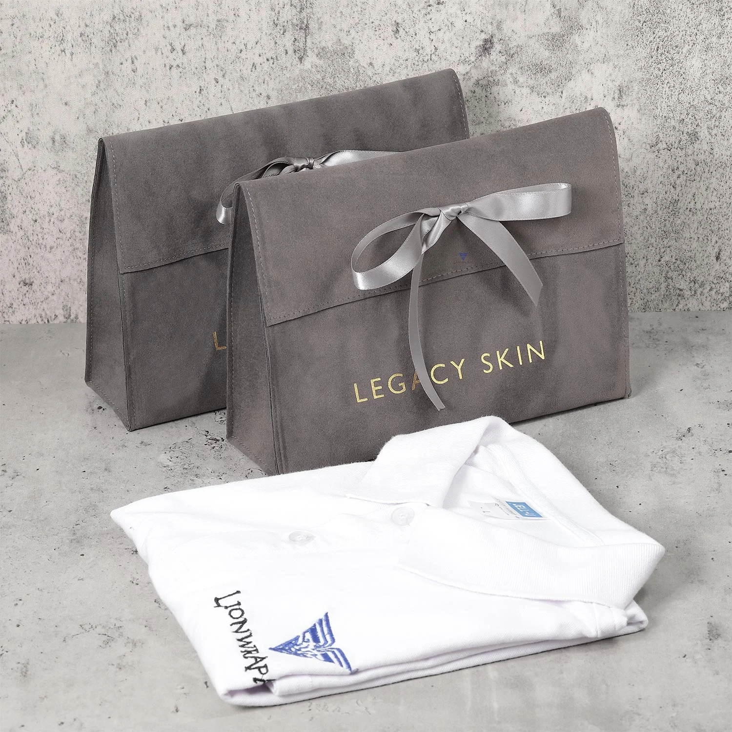 Hot sale Dark gray envelope flap suede women silk scarves bag custom logo children clothes packaging velvet pouch