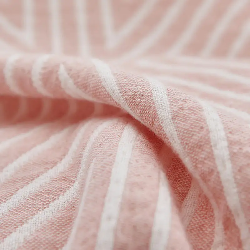 Cozy Soft Multilayer Gauze Blanket 100% Cotton Yarn Dyed Thin Quilt Summer Woolen blanket