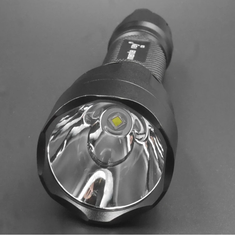 C8 Portable LED Flashlight Torch with SST-40.2 SST40.2 LED Chip inside Ar Coated Glass Lens DTP Copper Plate Lamp