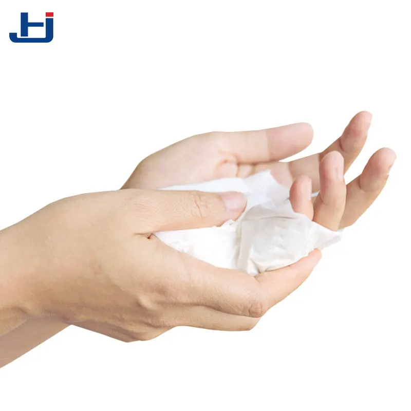 Wholesale disposable custom packing hand sports mini refreshing towels wet wipes