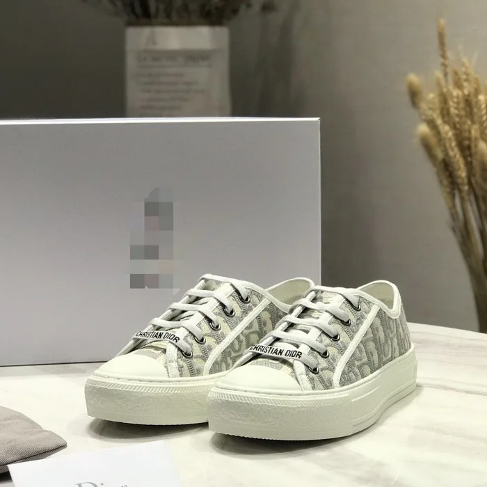 
D family high version canvas shoes female tiger head embroidered letter small white shoes leather presby board shoes 2020 autumn 
