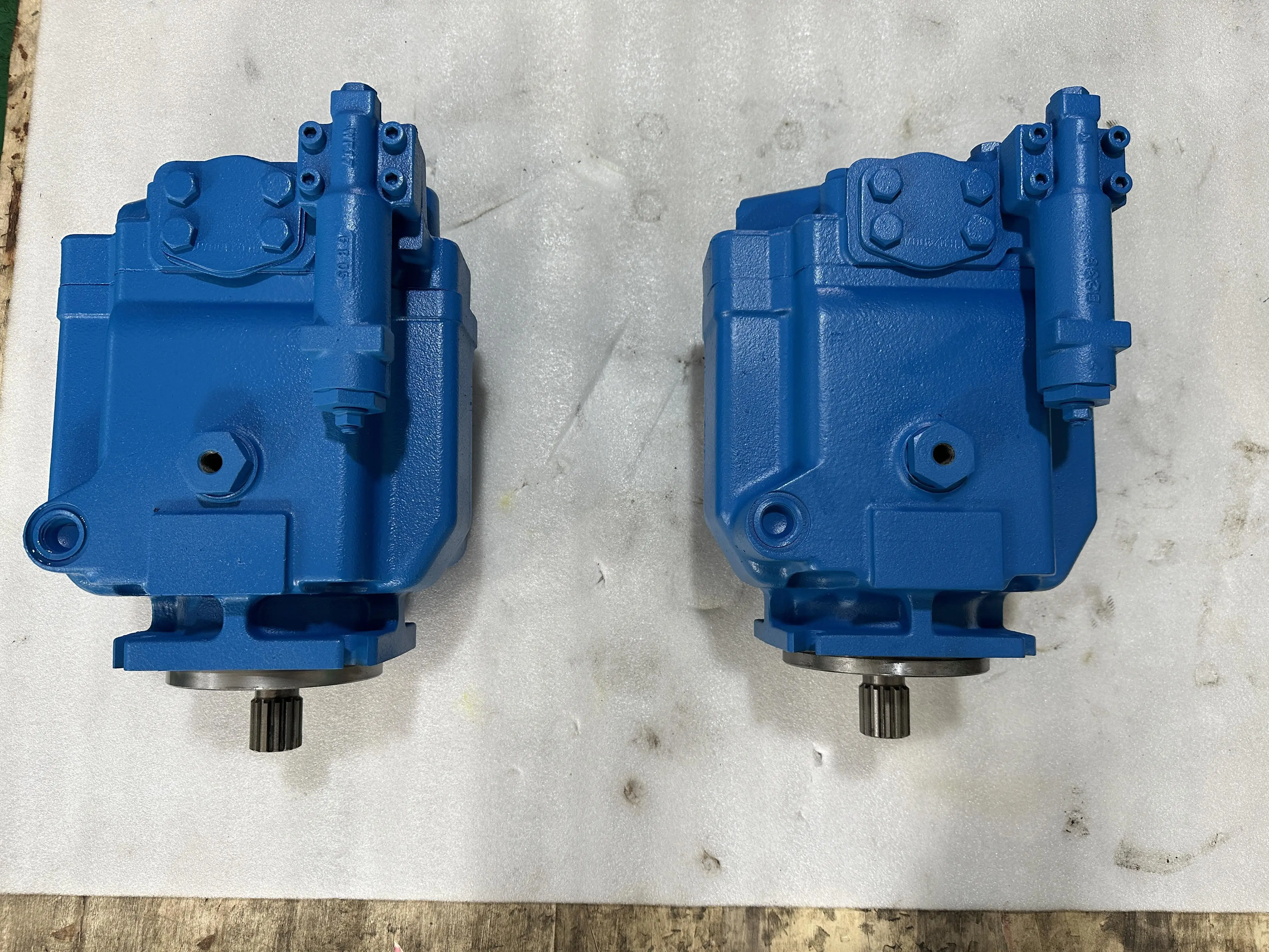 PVQ PVM PVH PVB Series Hydraulic Piston Pump PVB21DG5V-8-H-2C-E-M-U-H-10 PVB6-RSY-40-C-12 PVB6 FLS 21 C 11 850795