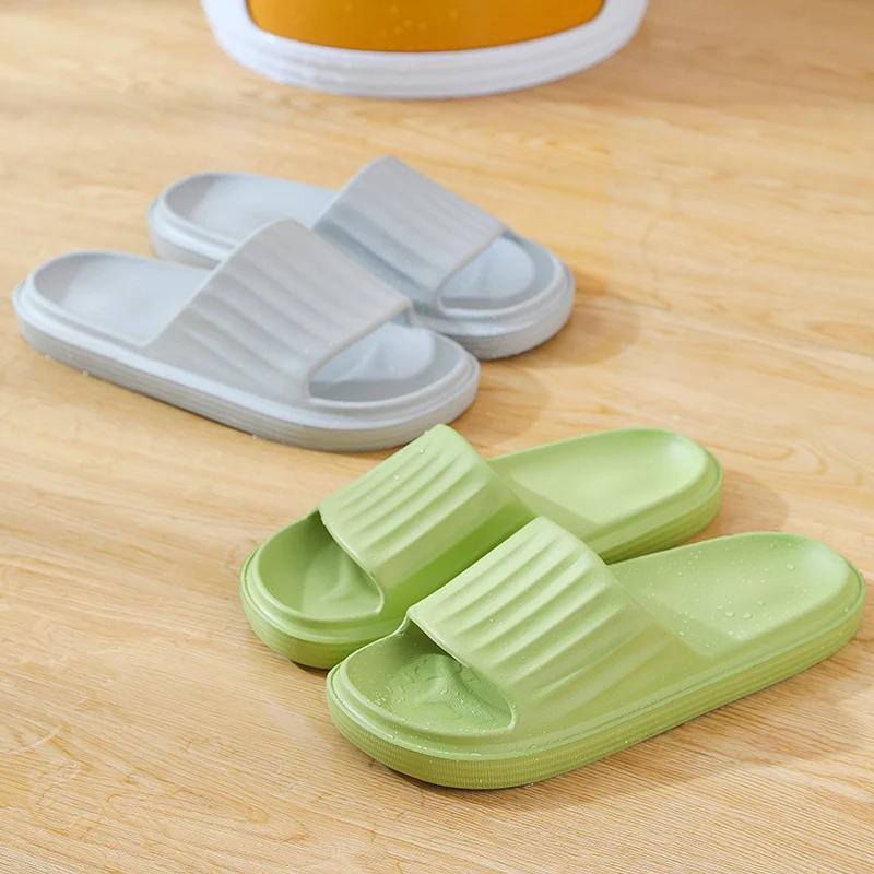 New arrival bathroom slippers women rubbee men slippers sandals