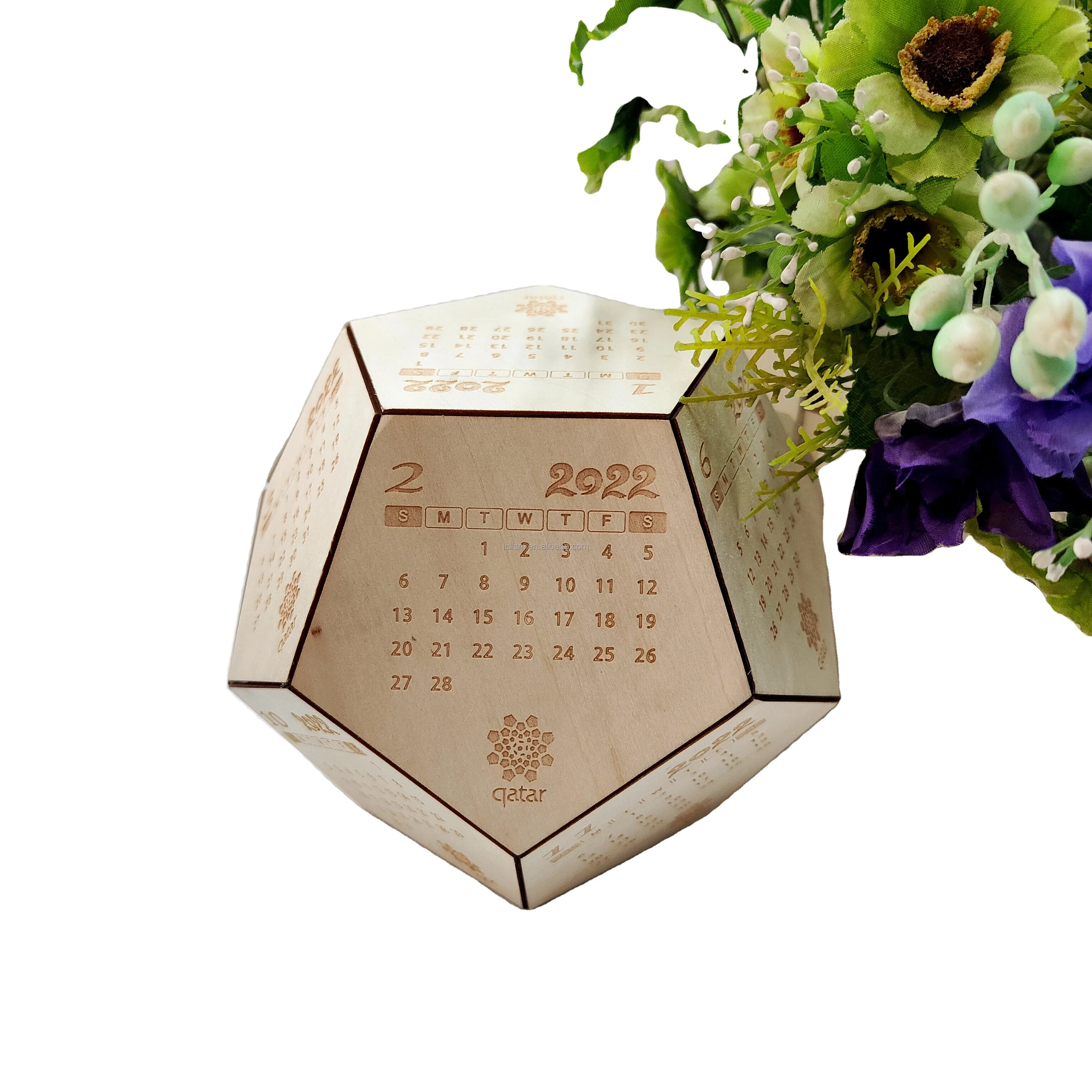 Creative pentagonal calendar Wooden 12-sided stereoscopic calendar is very intuitive