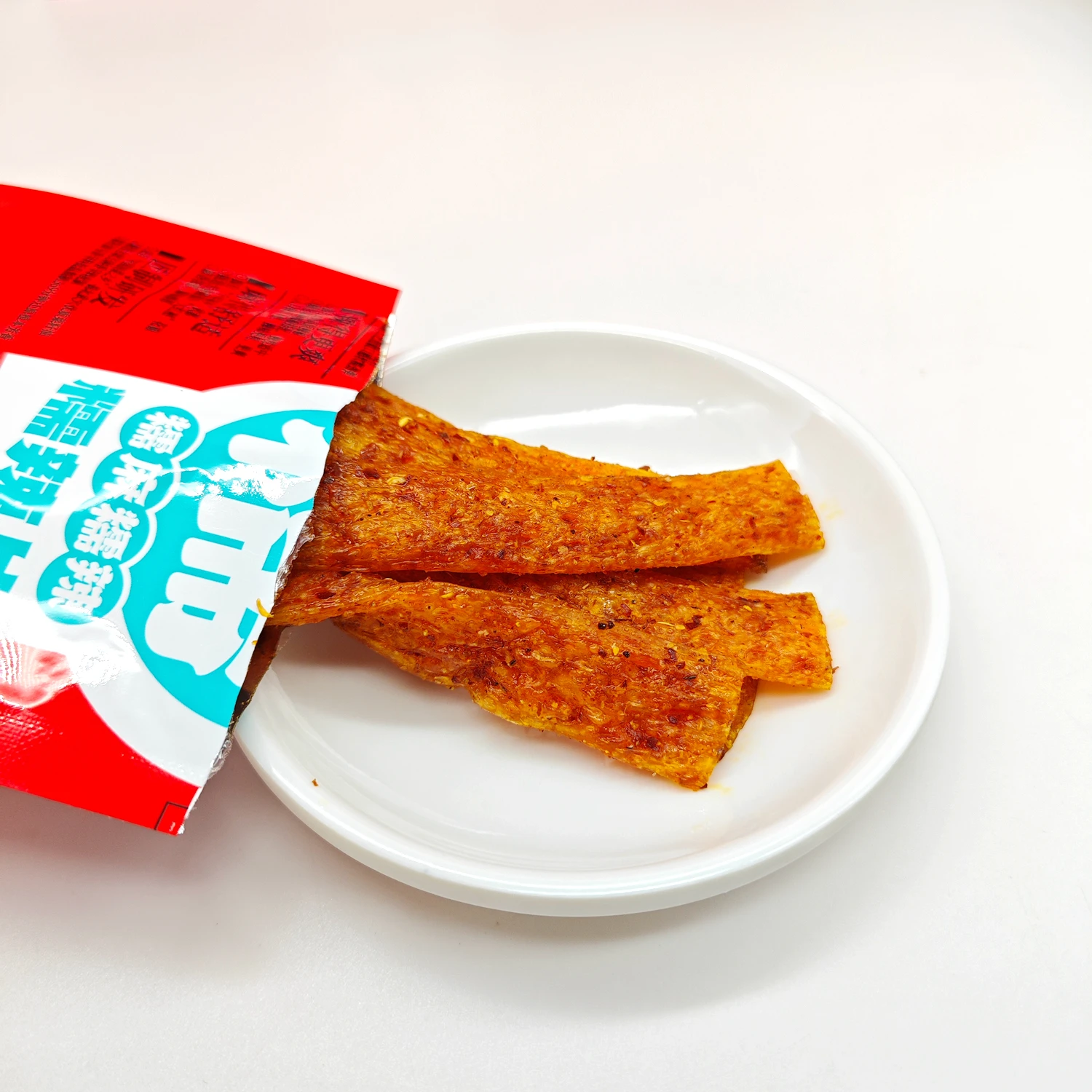 Hot Selling Chewy Chilli Sharp Taste Spicy Gluten Vegetarian Latiao Snack Spicy Snack