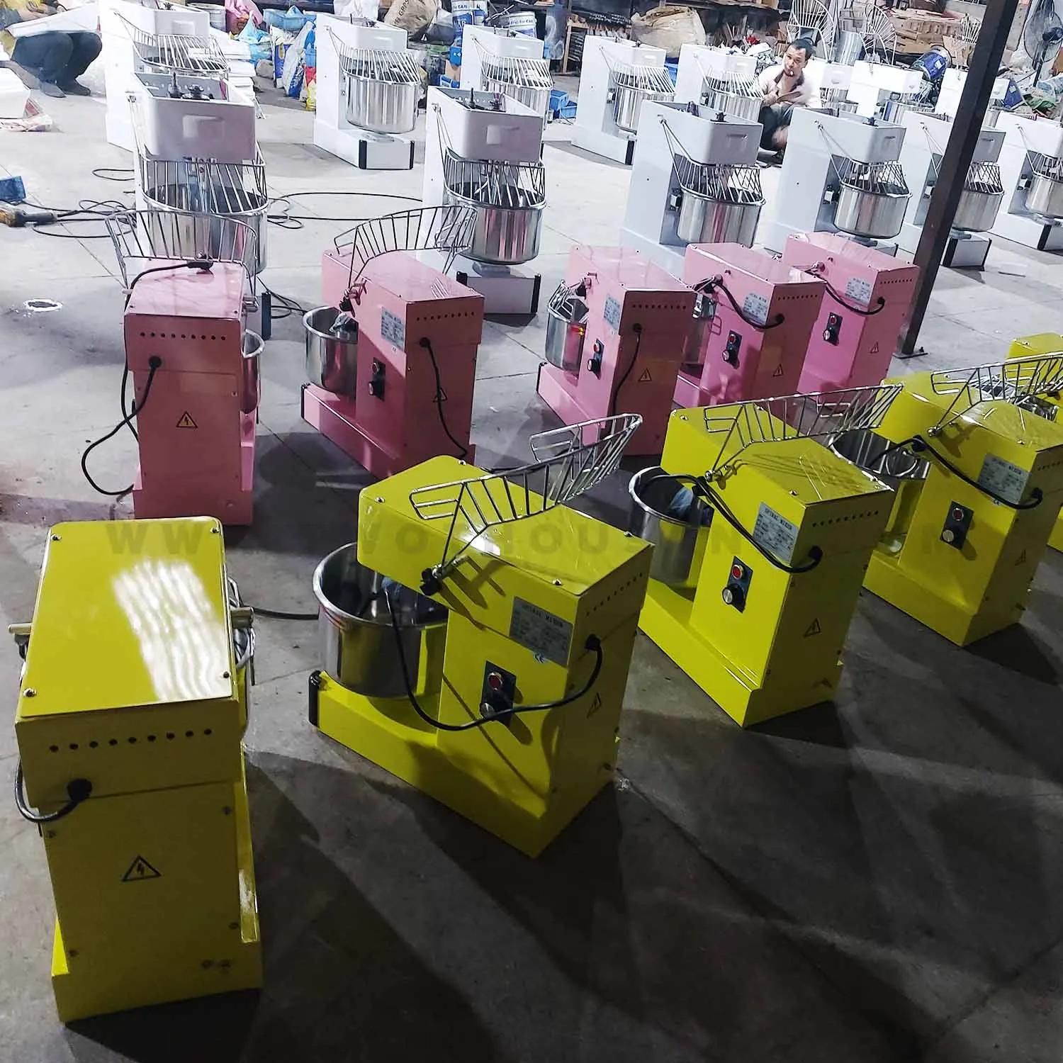 10 Liters Painted Body Commercial Spiral Dough Kneader Machine HS10F