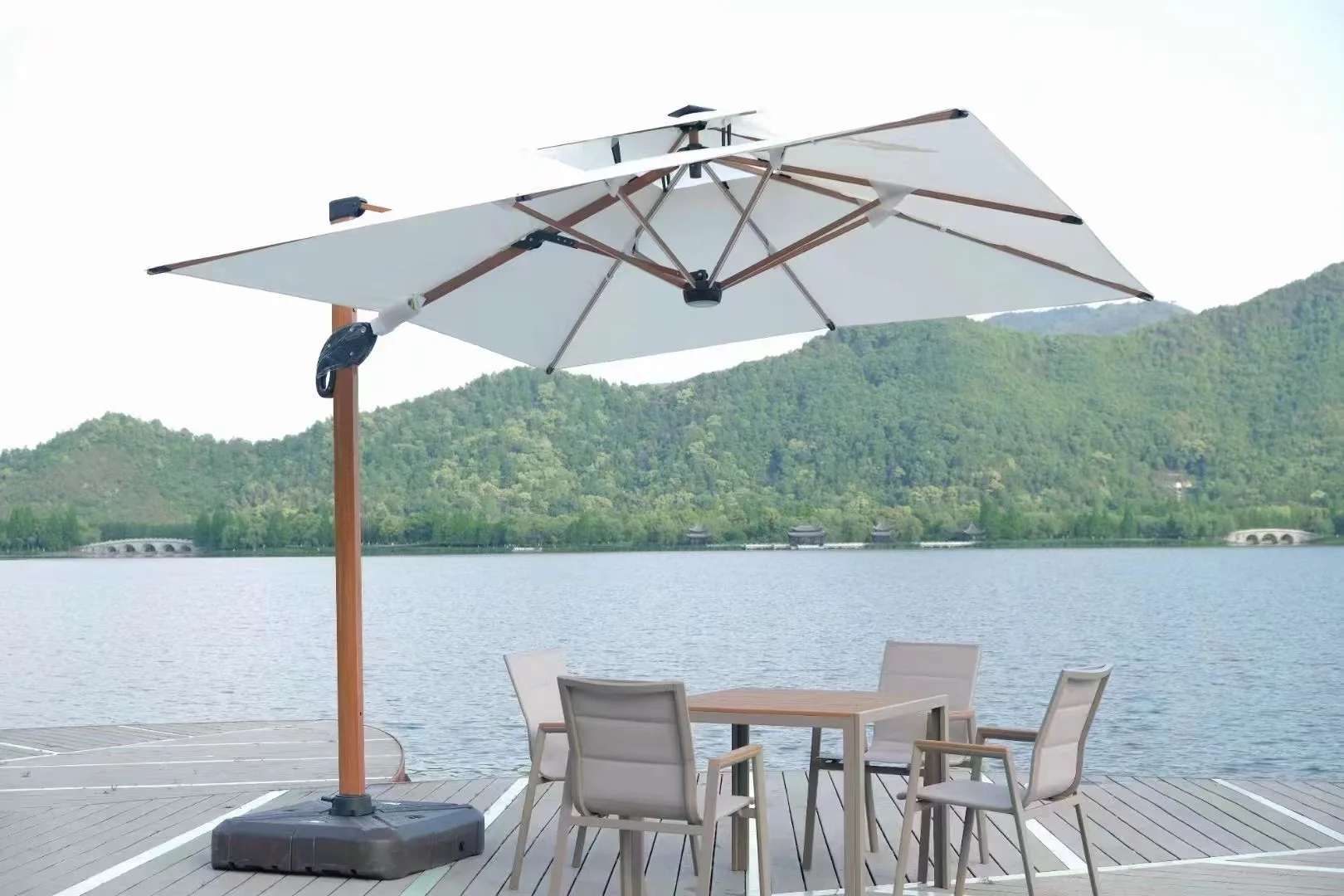 The Most Popular Large umbrella patio garden square parasol led cantilever umbrella windproof beach umbrellas wholesale