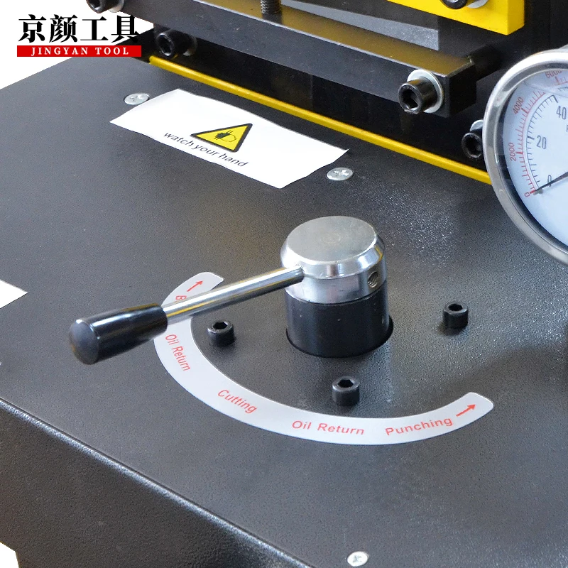 Support Customization DHY-150 three in one Multifunctional copper busbar punching bending cutting Processing Machine 150mm*10mm