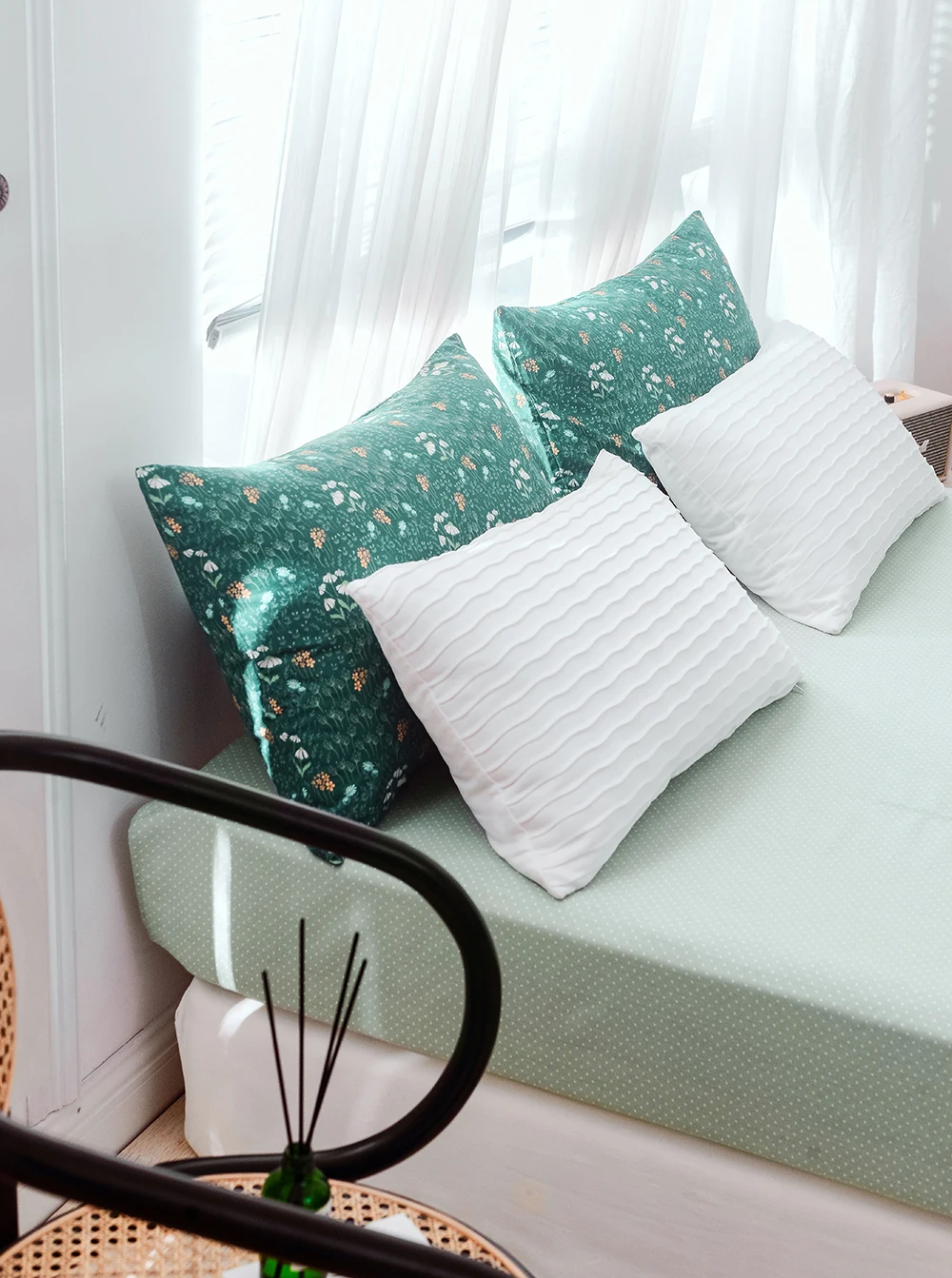 Top quality thick quilt fitted sheet latest luxury printed plain cotton quilted bedding sets