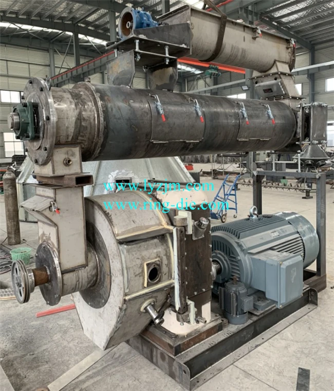 pellet granulating machine.jpg