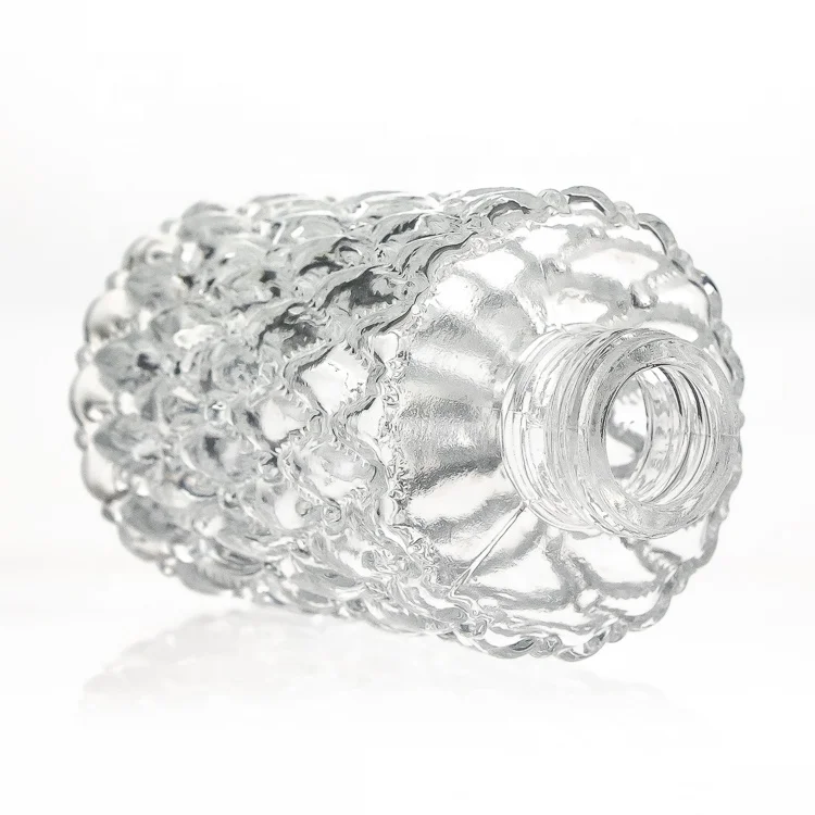 Hot Selling 150 ml Embossed Diamond Printed 5 oz Empty Round Water Diffuser Glass Bottle Wholesale