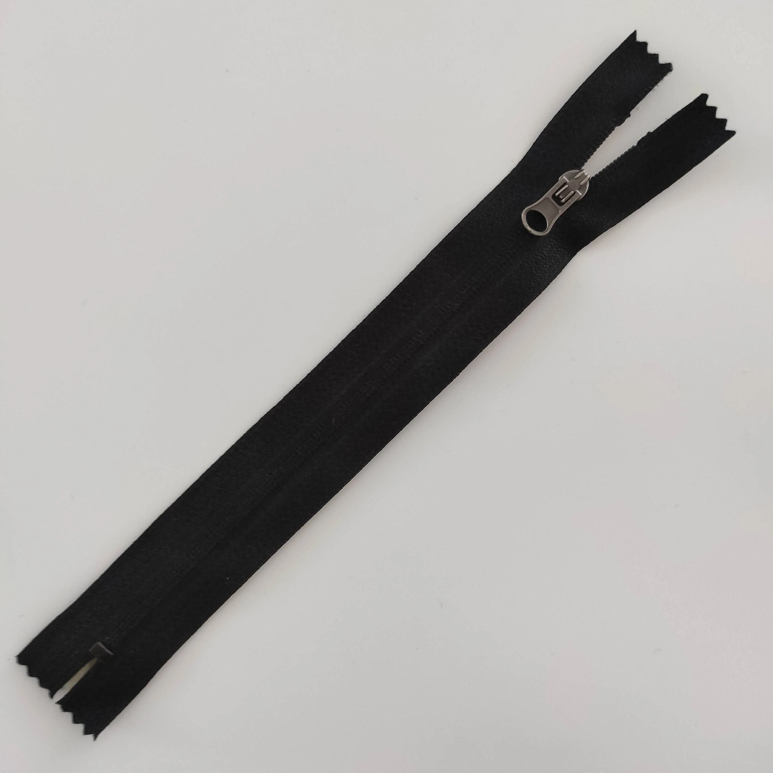 quality garment accessories no5 nylon zipper sales with competitive prices