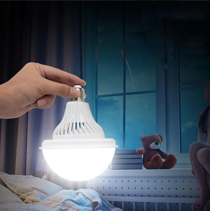 LED emergency bulb intelligent charging flying saucer lamp battery power failure automatically turns on the emergency light