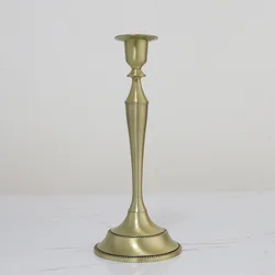 European Retro Metal Candlestick Metal Iron Decorative Candlestick Romantic Wedding Candle Holder Art Creative Gift