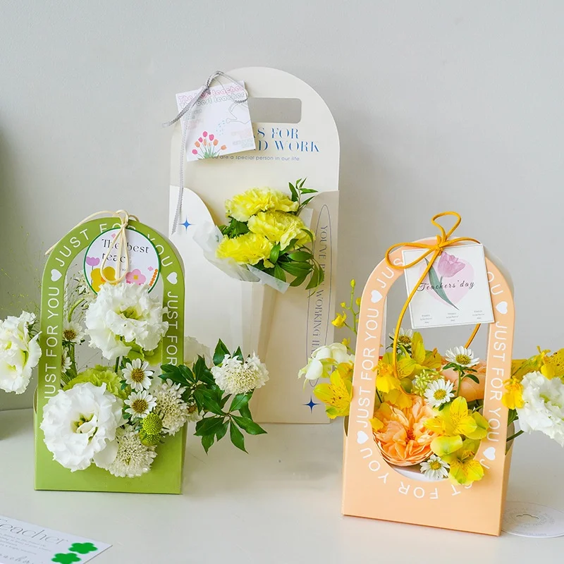 Paper portable flower basket flower packaging bag gift box bouquet tote bag christmas arrangement box fresh flower