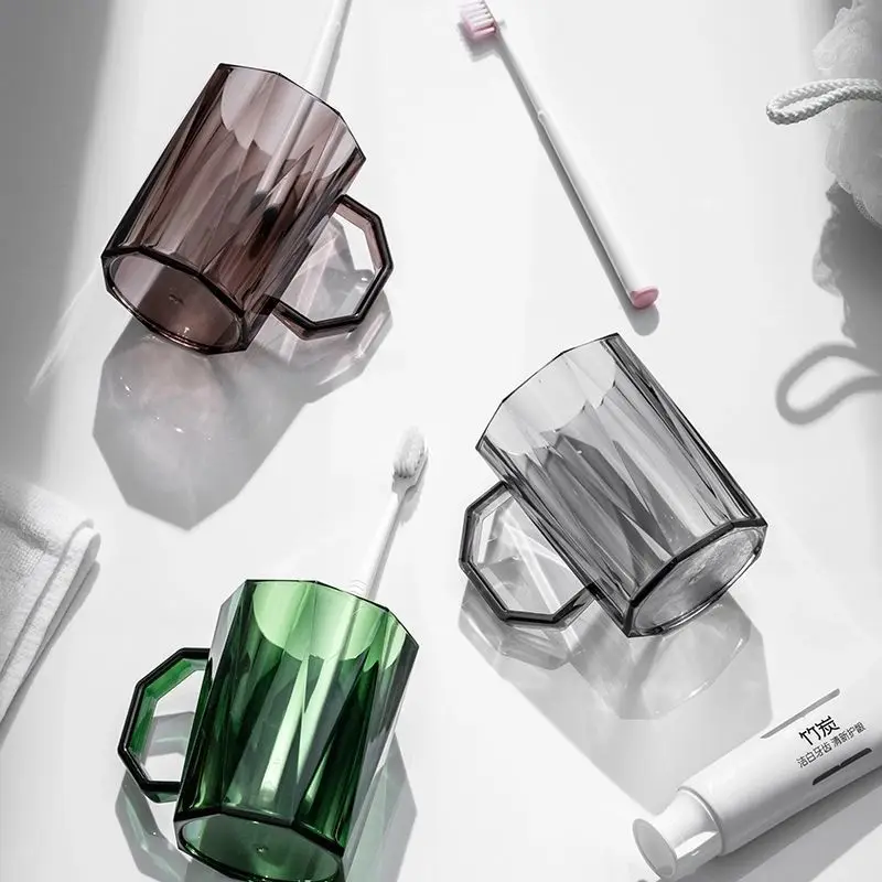 Boreal Europe style transparent color mouthwash cup