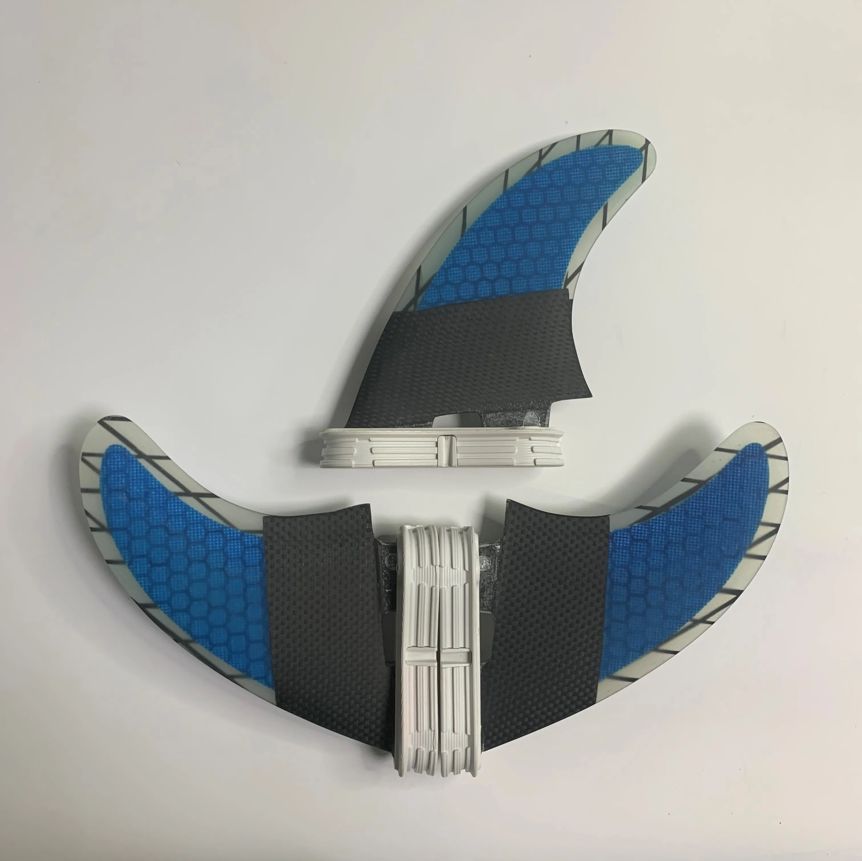 Double Tabs II Quilhas FS2 Fin Green/Blue K2.1 Carbon Fibre Fins Surf Twin Tabs II Carbon Fins in Surfing