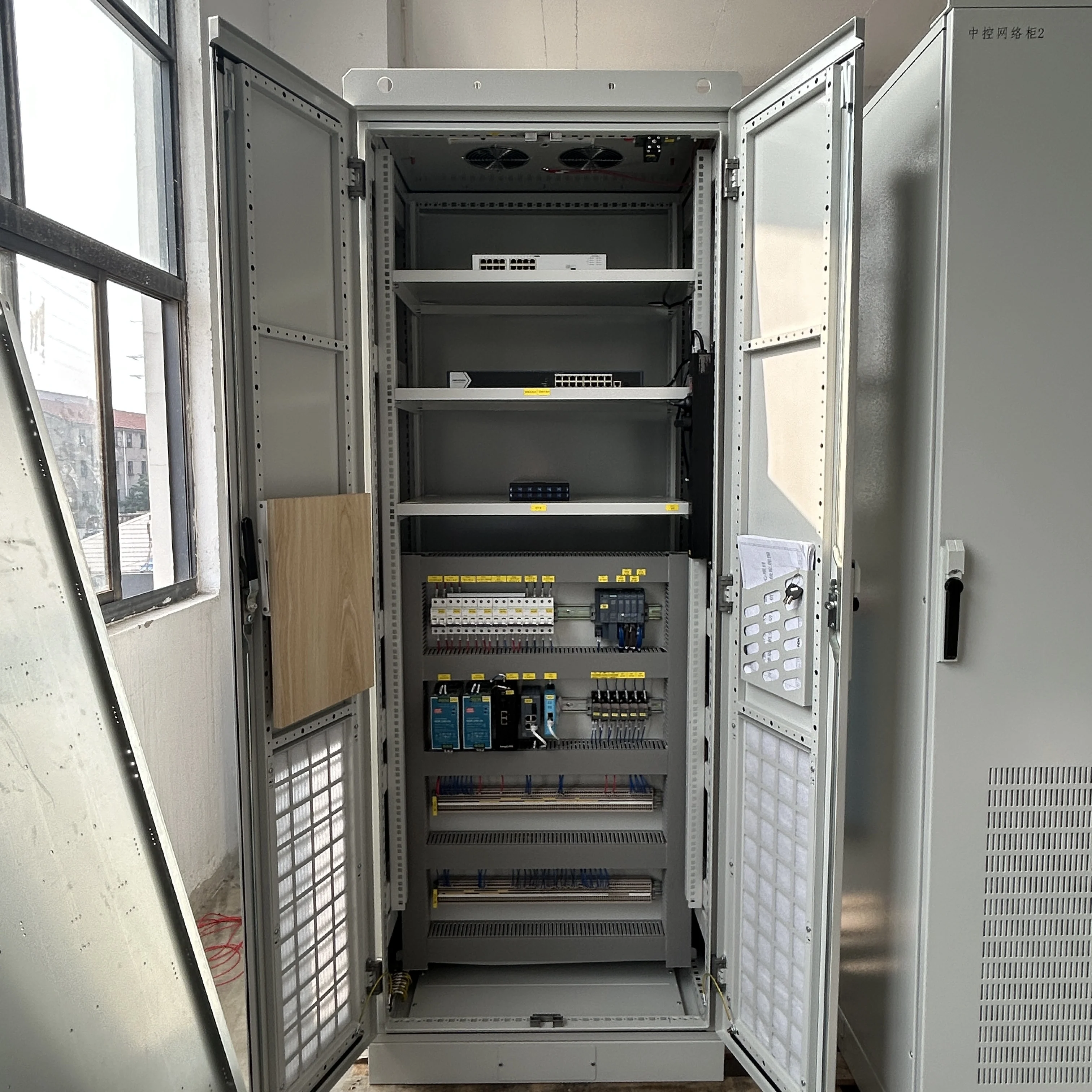 Outdoor network rack cabinet aluminum 42u server stand new network cabinet data cabinet