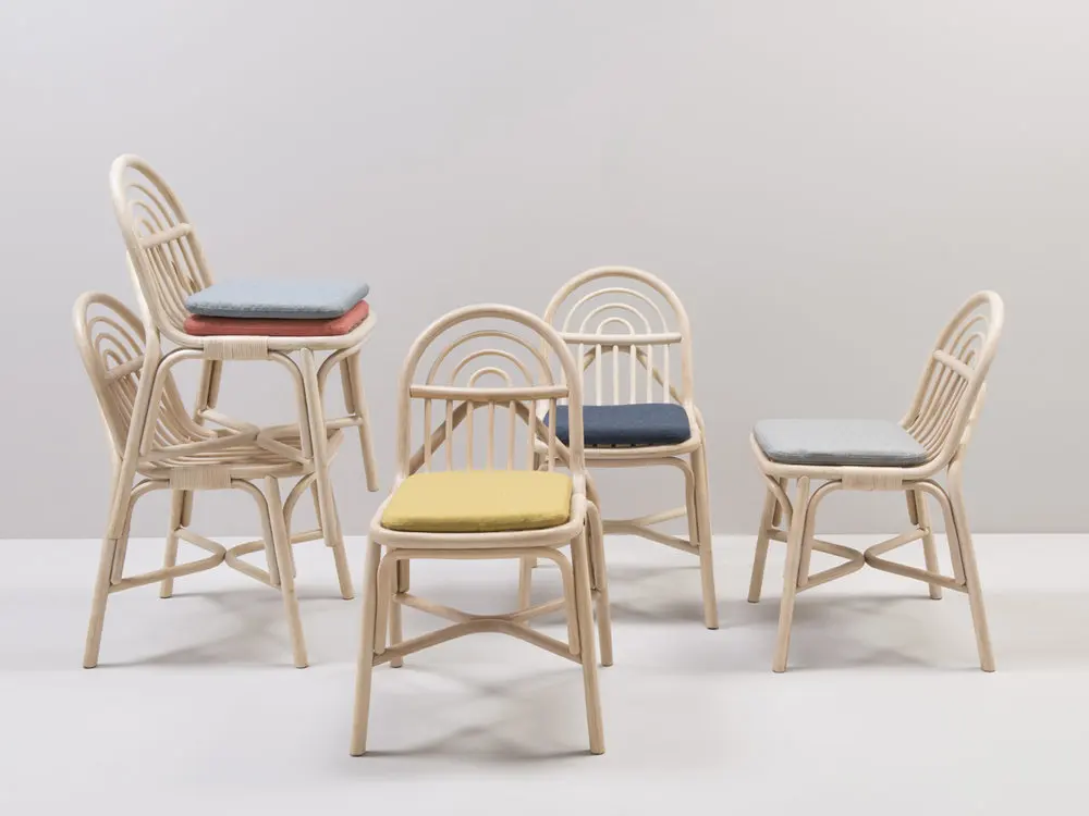 Sun Loungers Outdoor Grass Patio Swings Furniture Benches Wicker Bench Patio Garden Industrial Chairs