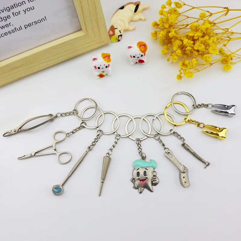 Tooth Keychain Dentist Tool Metal key chain dentists Dental Hospital Clinic Giveaway Gift Cartoon Smiling Teeth keyring Key Ring