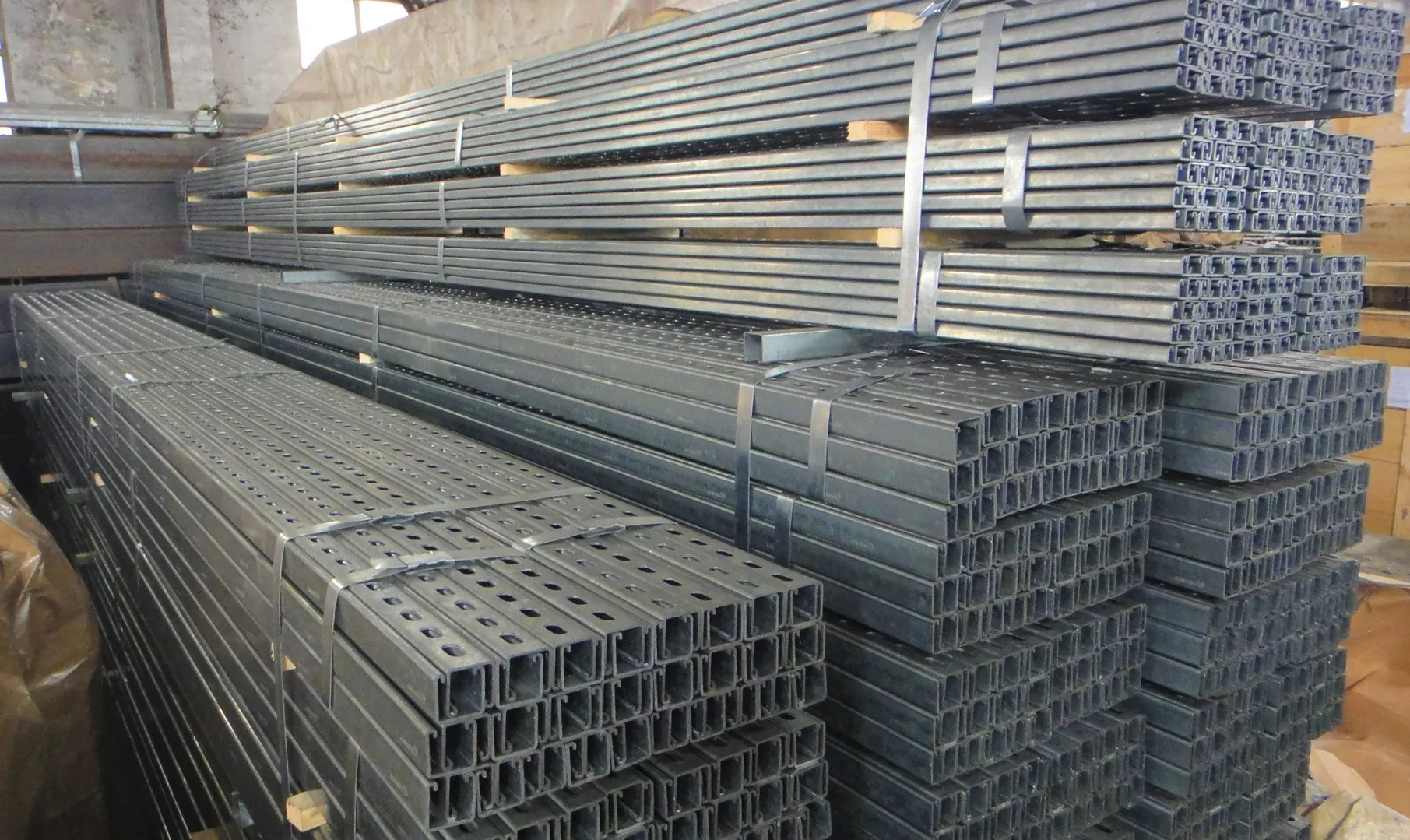  Электрический оцинкованный канал стойки 41x21 Unistrut сейсмический