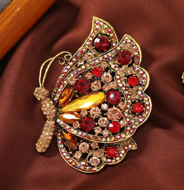 New Sweater Corsage Accessory Gift Vintage Large Butterflies Cheap Wholesale Austrian Crystal Wedding Invitation Brooch