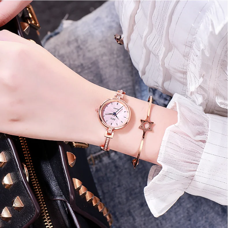 2019 Women Metal Wristwatch Bracelet Quartz watch  Ladies Watches Clock Female Fashion Watches