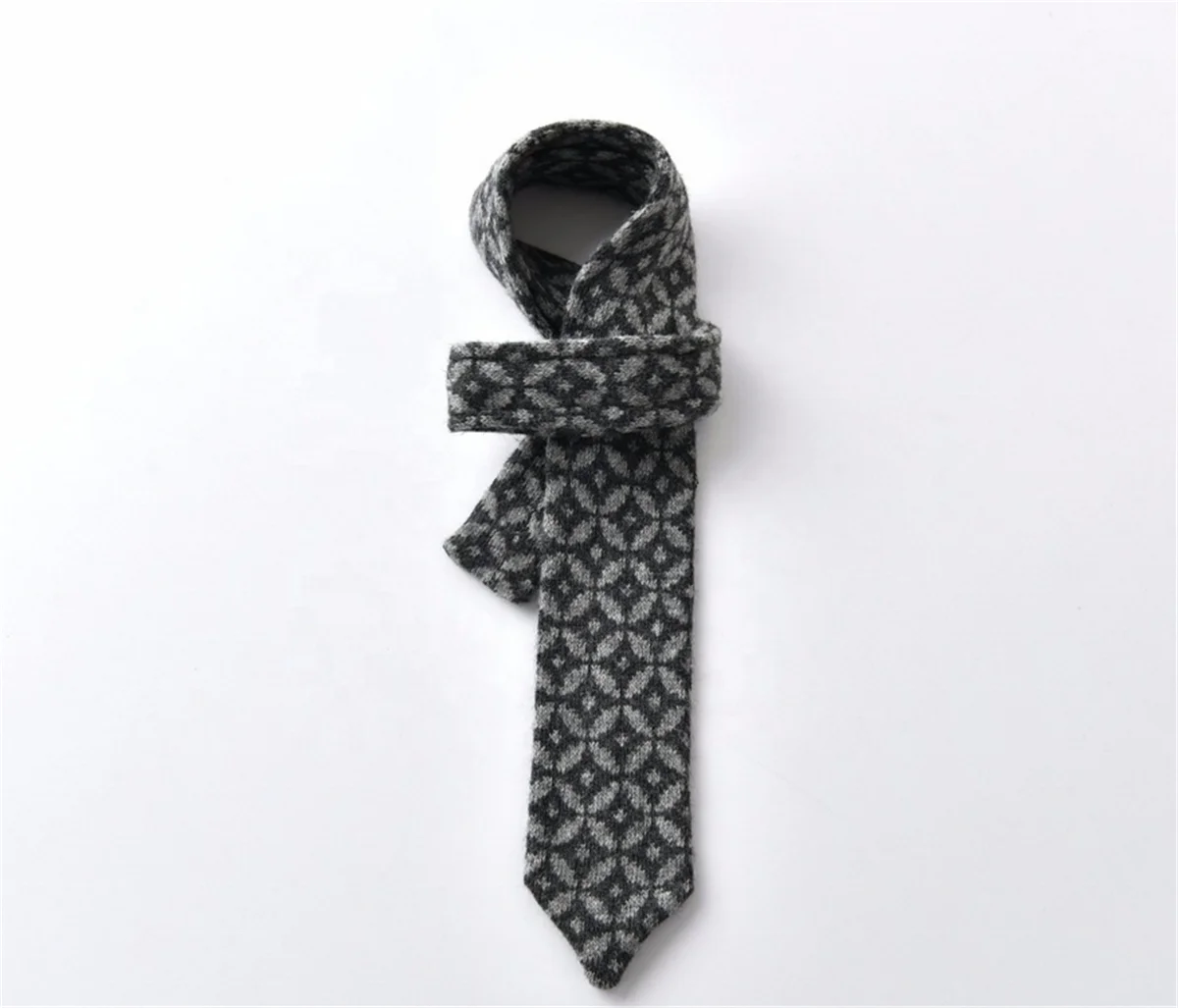 Wholesale 2024 Wool Gray Fashion nicktie Knit Formal Tie for Men Classy Necktie Fashion for suit business wedding casual Party