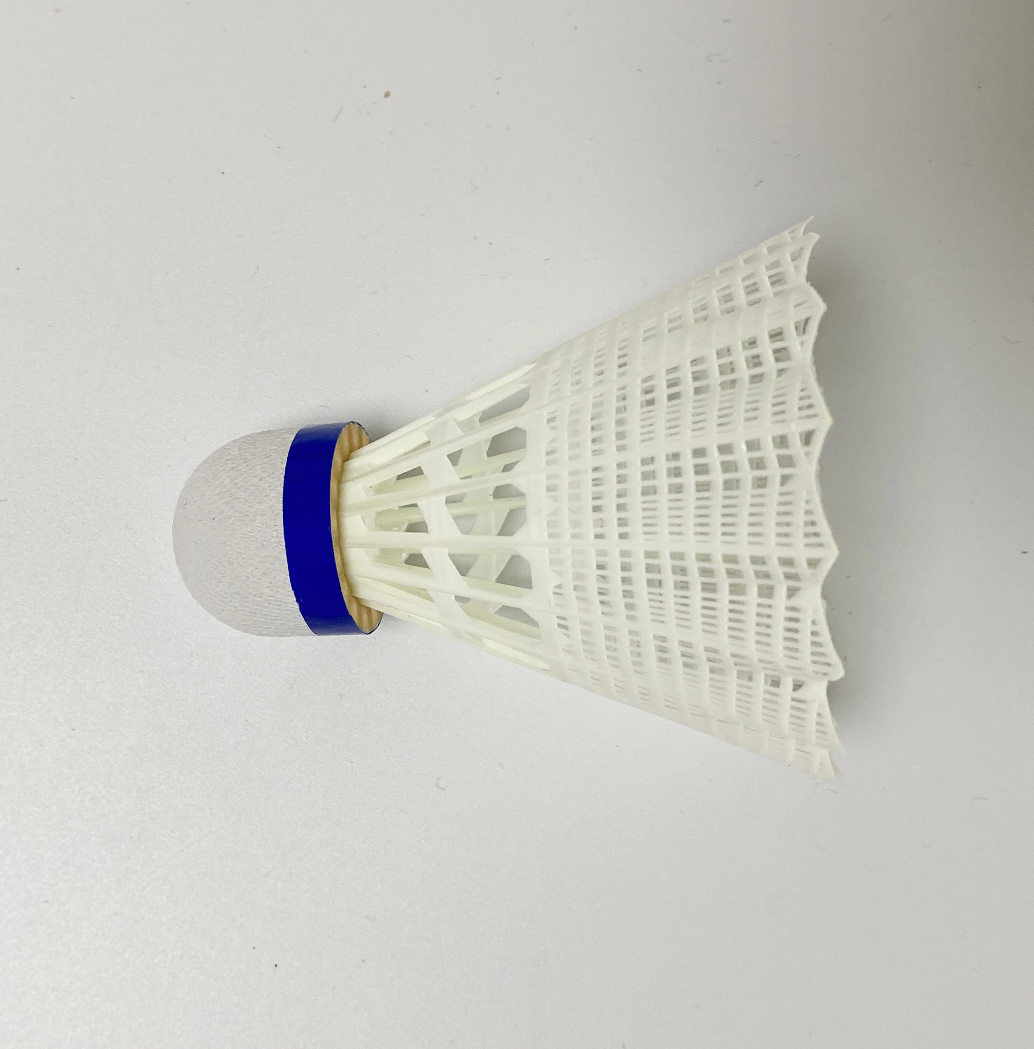 Best quality badminton shuttlecock feather super,nylon shuttlecock for outdoor exercise