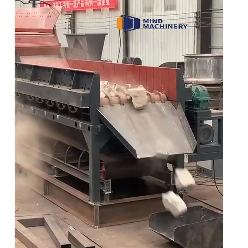 Disc type sand and gravel separator