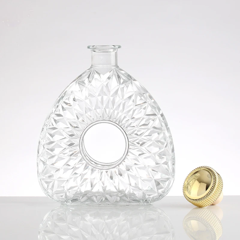Hot Selling customize wholesale 250ml 750ml clear empty glass whisky bottle