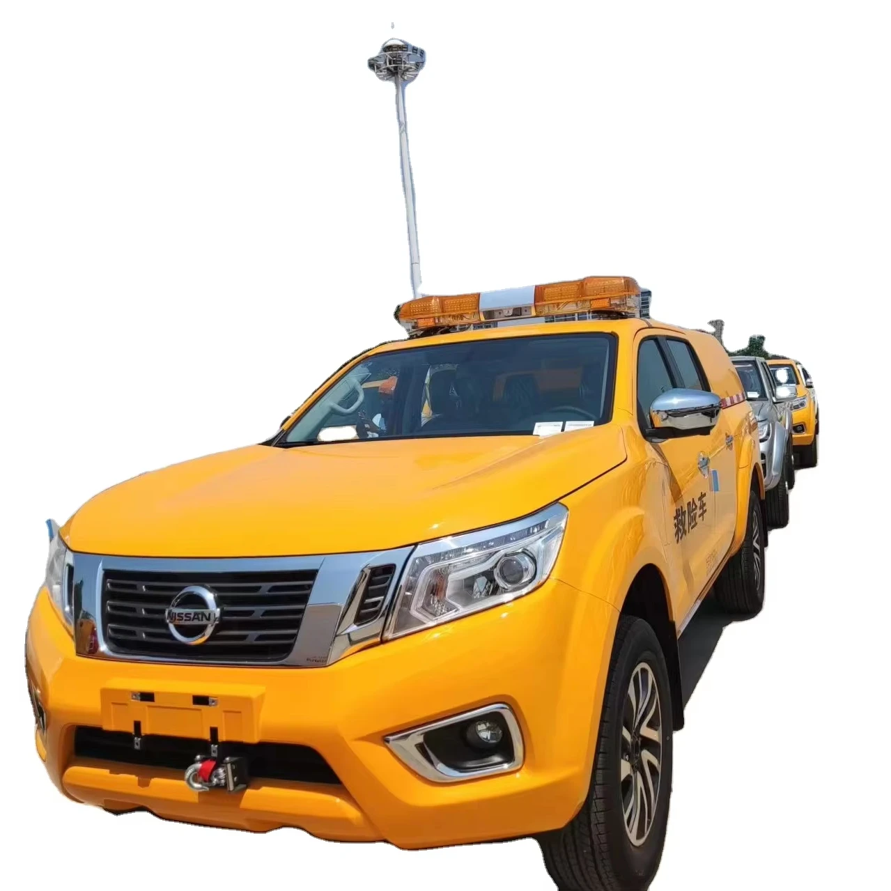 2.5L Nissan Pick Up Car 4WD Automatic Gear 7AT Pick Up Truck With Tow Hook