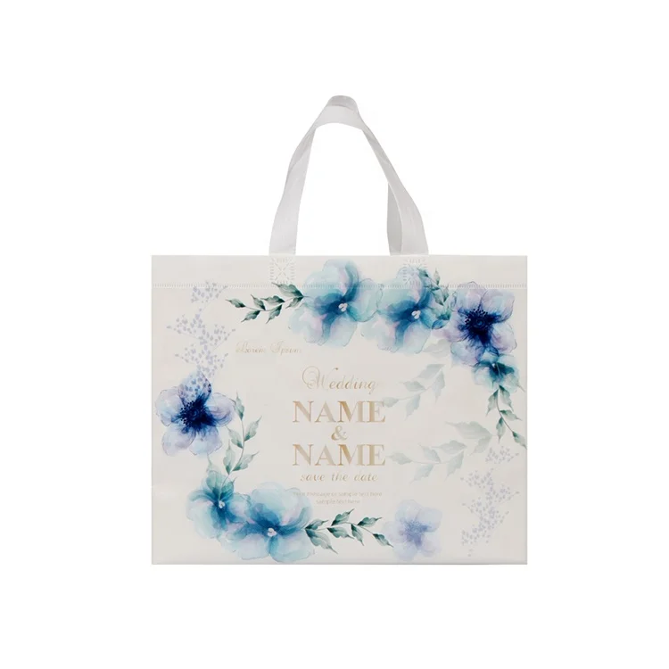 
2021 promotional fashion style white wedding gift pp non-woven shopping bag in stock 