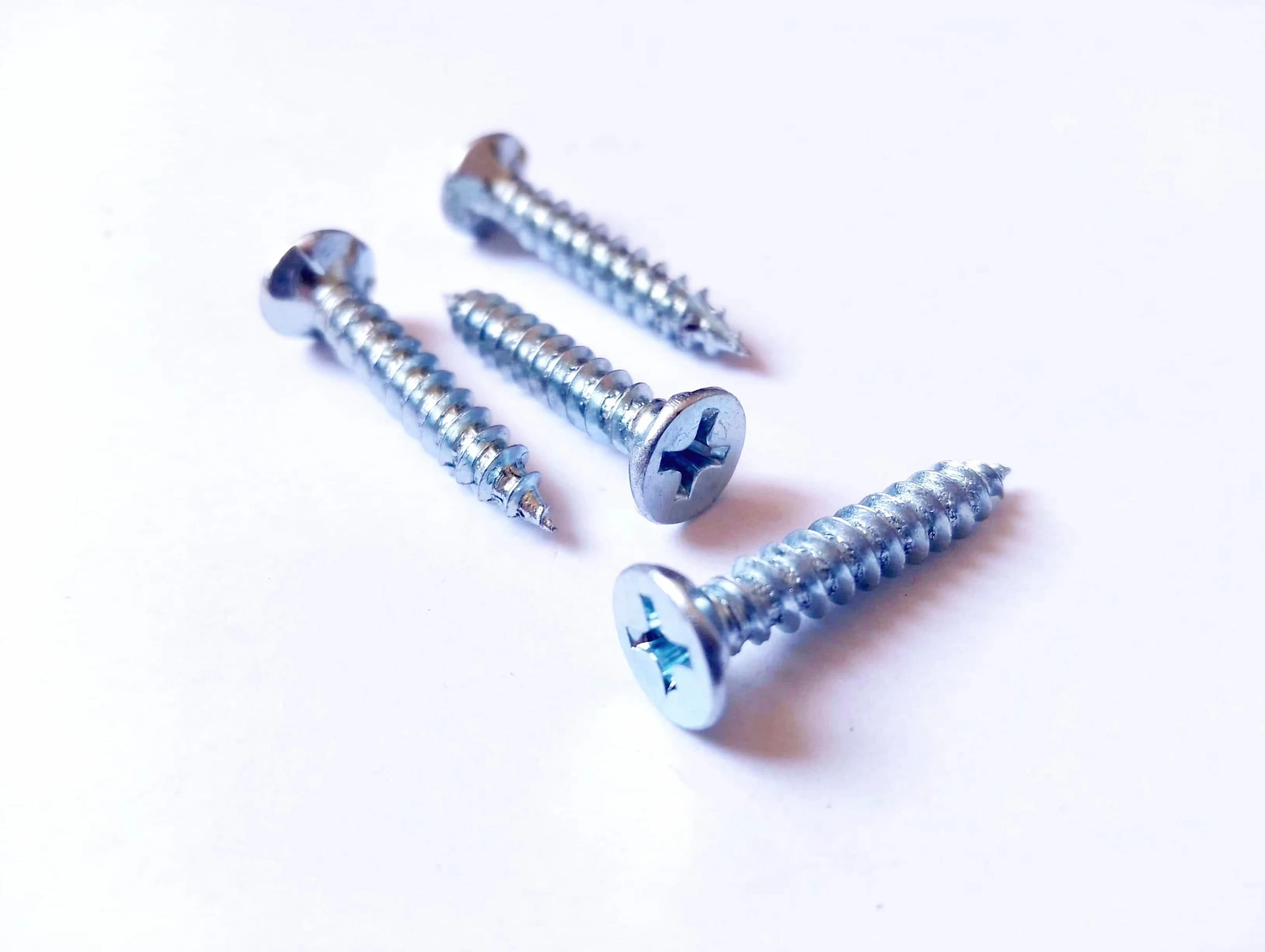 1022A countersunk flat head chipboard screw made in China
