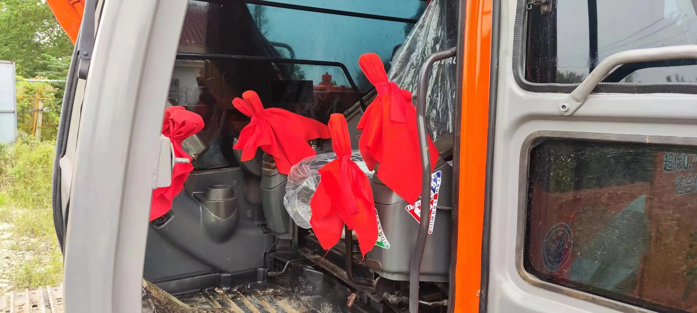 Well-liked Fast-selling Used hydraulic crawler excavator HITACHI zx70 ,good condition second hand excavator hitachi 70 for sale