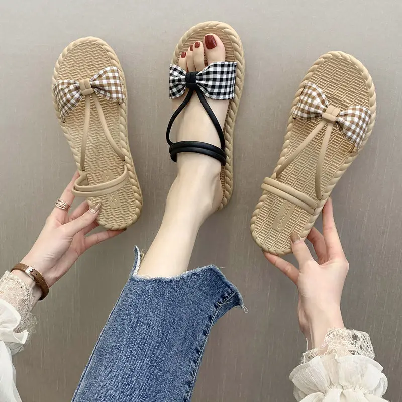 Ladies Grid Pattern Shoes Hot Sale Classical Women for Women Fashion Summer Trend Woven Straw Flip Flops Bamboo Slippers Sandals